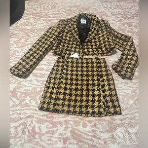 Zara Women's Black and Gold Checkered Blazer